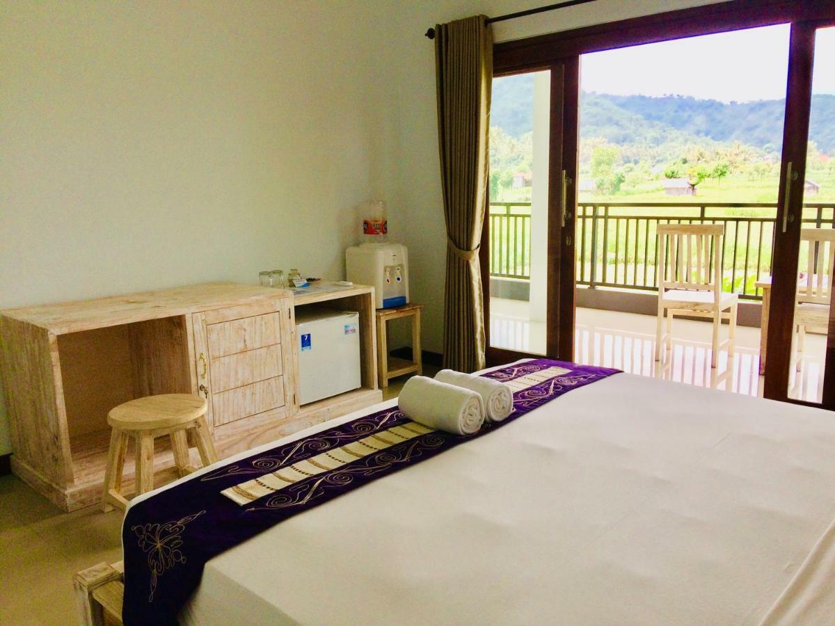 D'Uma Amed Homestay 외부 사진