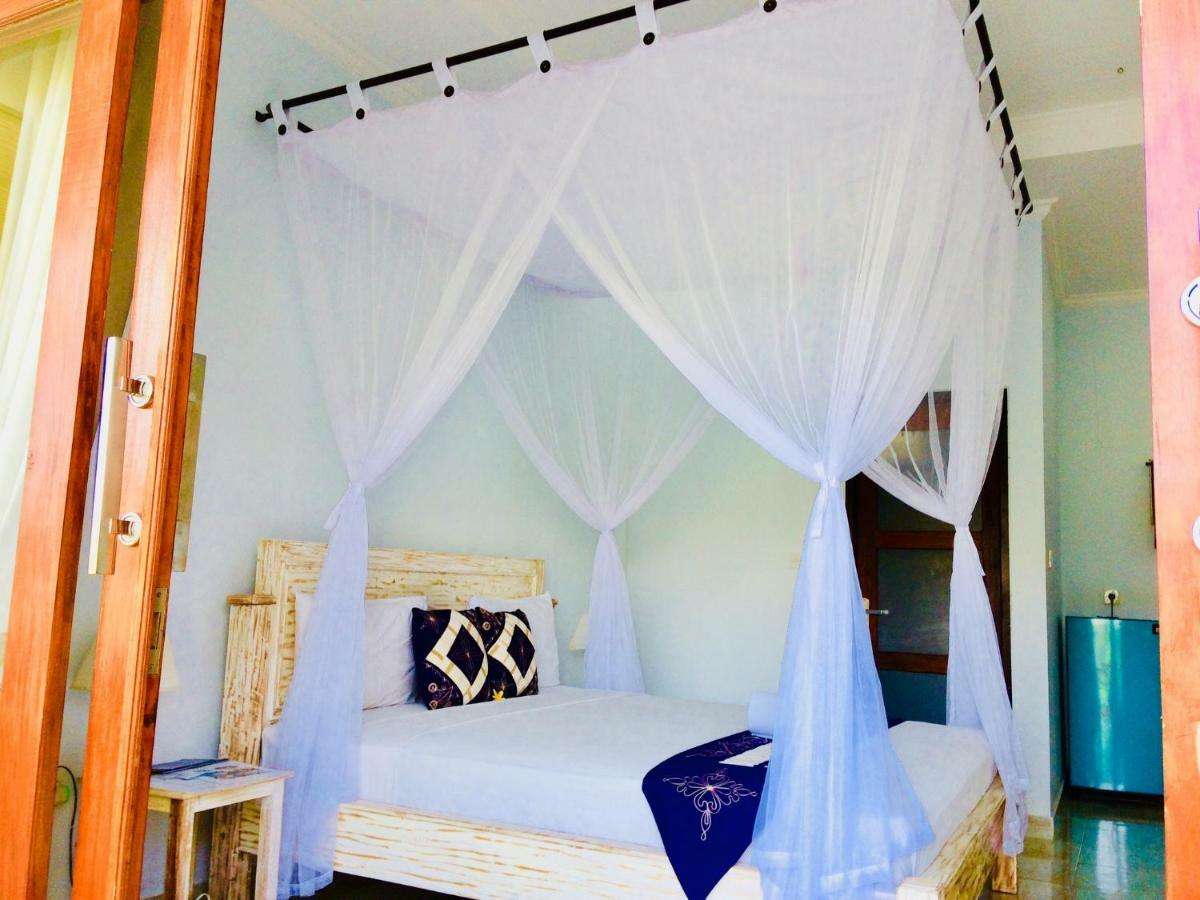 D'Uma Amed Homestay 외부 사진