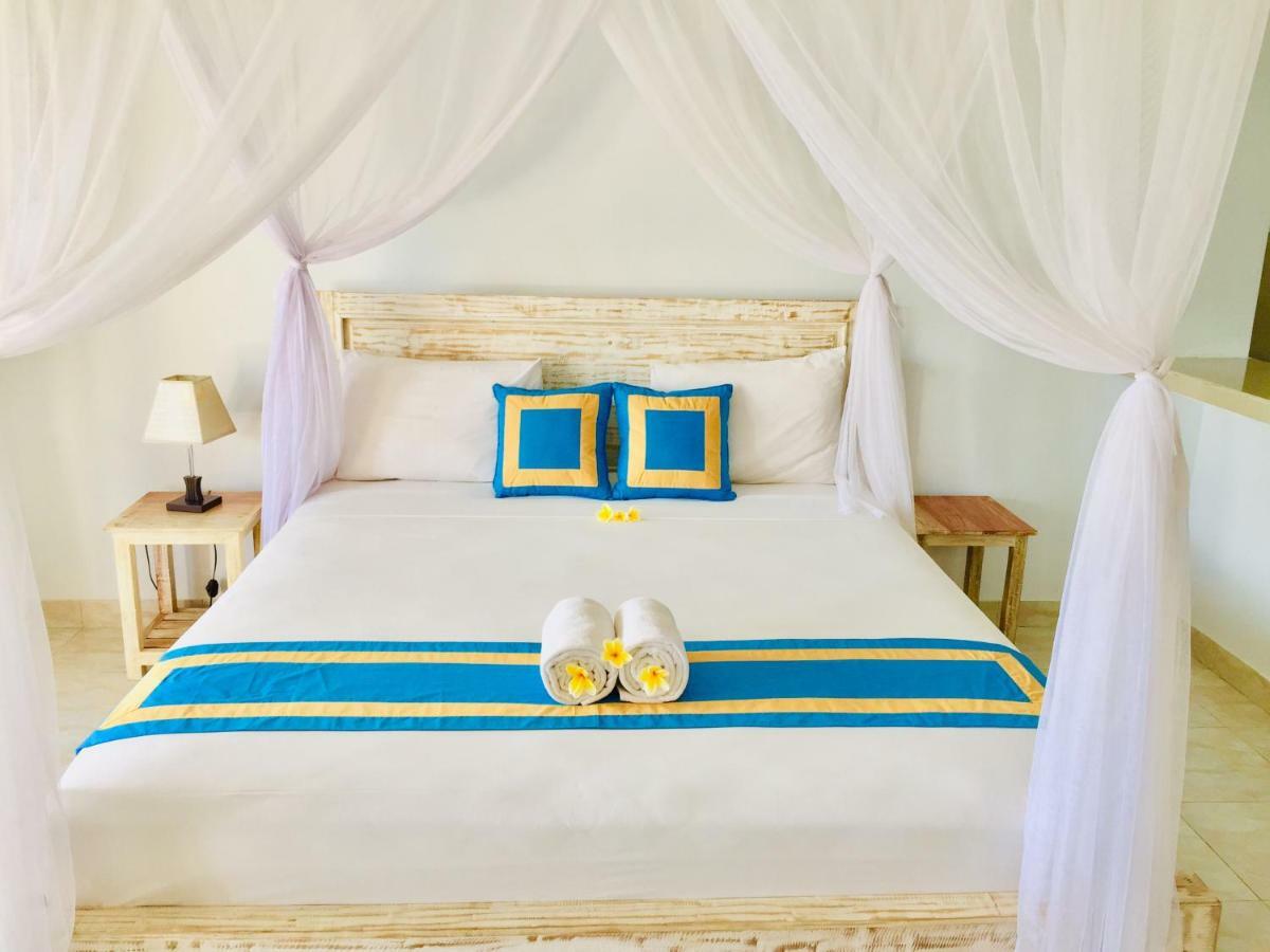 D'Uma Amed Homestay 외부 사진